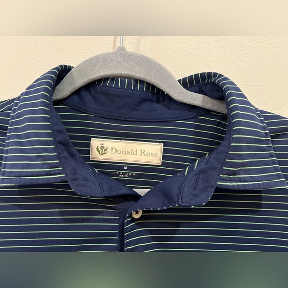 { donald ross } men’s golf shirt, medium - Picture 4 of 4